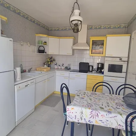 Et Balcon - 4 Pers. - Fr-1-879-46 *