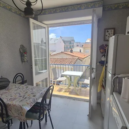Et Balcon - 4 Pers. - Fr-1-879-46 Fouras